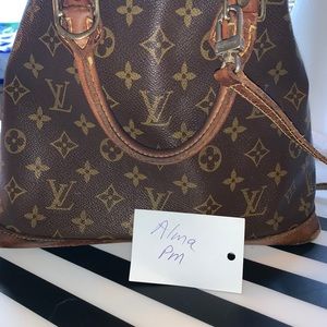Authentic Vintage Louis Vuitton Alma pm
